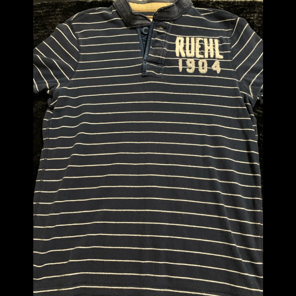 Ruehl size small navy and cream striped shirt